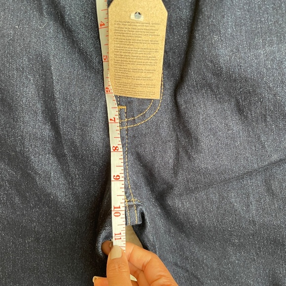 BNWT Levis Jeans Womens Size 27 Blue 724 High Rise Straight Denim - Picture 7 of 13